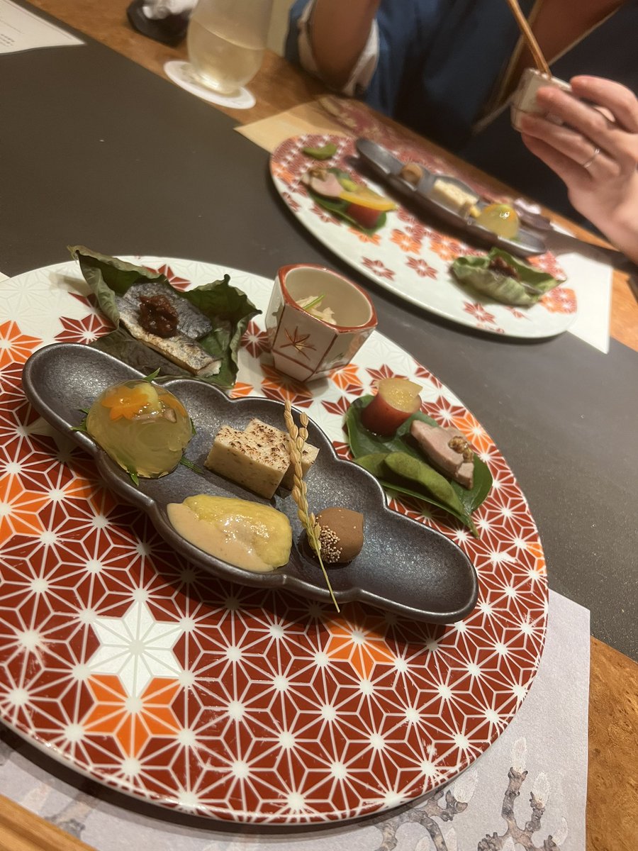 ruru__207's tweet photo. 2回目の結婚記念日を迎えました
近場だけどちょっぴり贅沢
これからもよろしくね https://t.co/bI3f4cnDSY