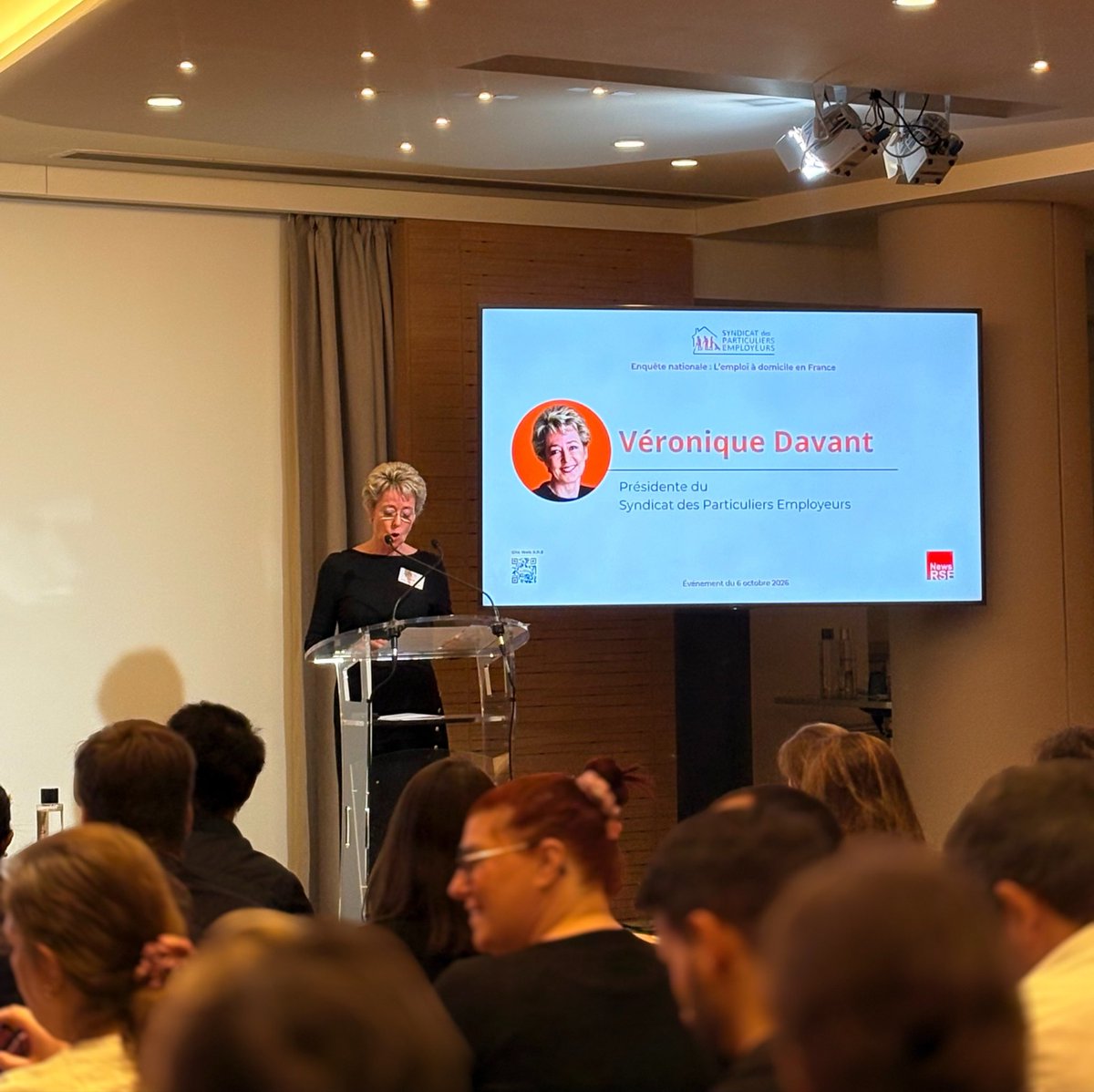 sarahelhairy's tweet photo. Soutenir l’emploi à domicile, c’est investir dans l’enfance ! Aux côtés du Syndicat des particuliers employeurs, je porte une conviction : des professionnels reconnus et formés, c’est un accueil de qualité pour nos #enfants et des familles mieux accompagnées. https://t.co/9JbFmVPGUk