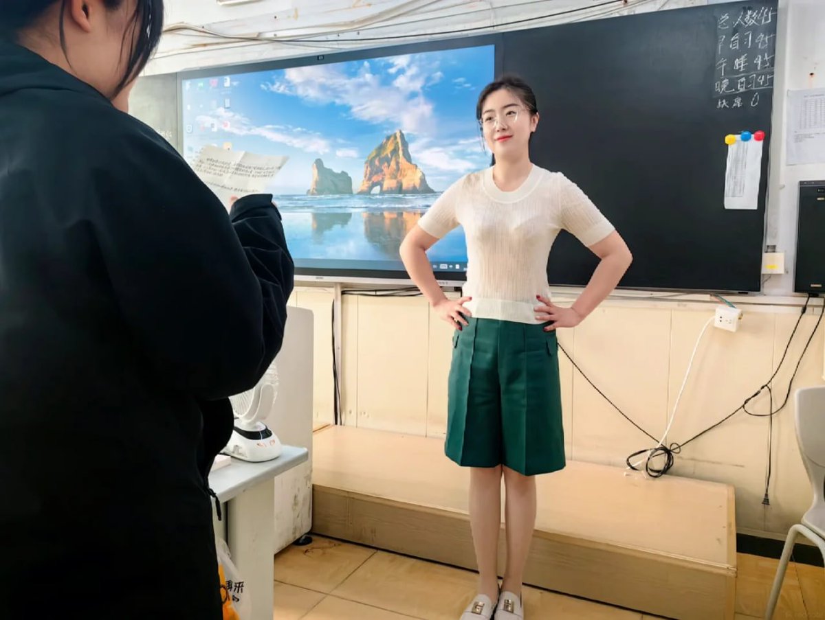 alexanderfilms's tweet photo. 希望我学员永远不会翻墙，永远不会在深夜点开某软件......永远不会发现推上的我🫣 https://t.co/V5Hk2r4C3z