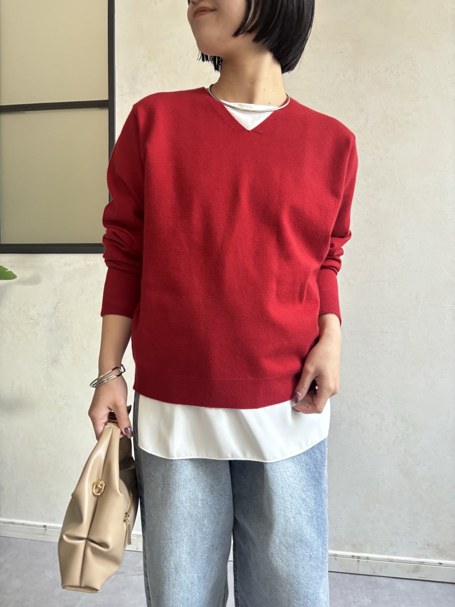 ggojena's tweet photo. ZOZOTOWN

【裾袖トロミ切替カットソー】

一枚でレイヤード風の着こなしが完成し、こなれた印象に✨

ニットとのレイヤードの相性も抜群なので長い間お召し頂けます◎

https://t.co/jM1AJFu2sw https://t.co/V16cMSKeG7