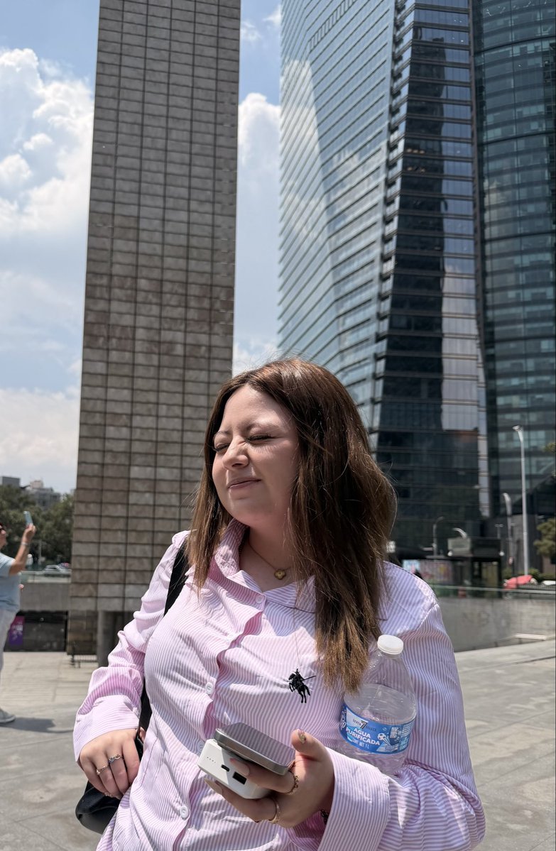 ddaaaaay2's tweet photo. te extraño todos los días cdmx, no puedo esperar para regresar https://t.co/W6kQDMM1Gs