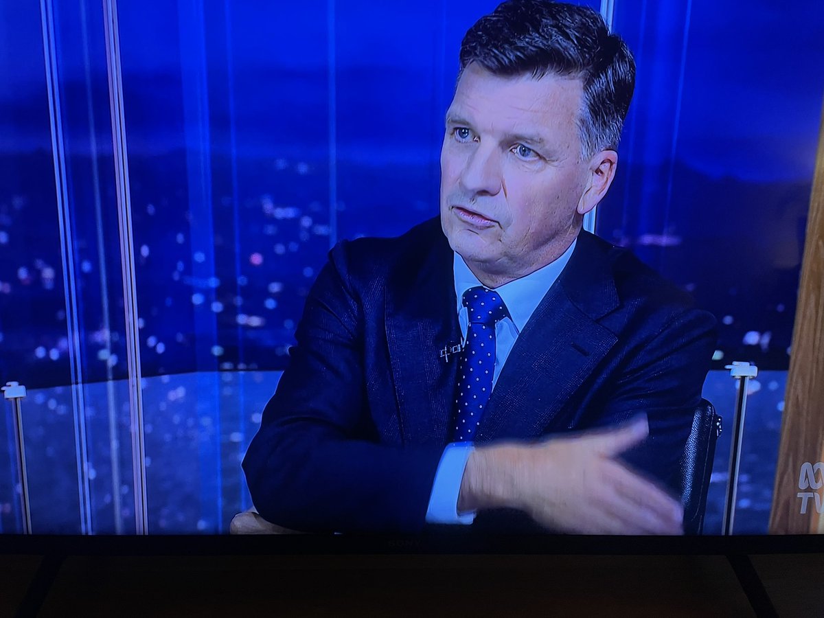 sueroberts7's tweet photo. Ohh @AngusTaylorMP is getting a bit defensive - can’t stand the heat 🔥 #abc730 https://t.co/EiNHBJf1s4