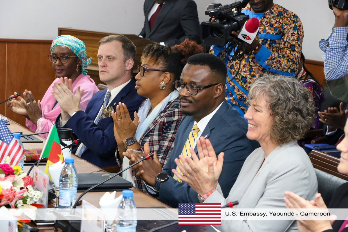 USEmbYaounde's tweet photo. Chargé d’Affaires, a.i. Brenda Soya joined the Ministry of Economy, Planning, and Regional Development to sign the Strategic Objective Agreement (SOAG) between the governments of the United States and Cameroon. 

The SOAG is the vital next step in implementing the bilateral health MOU signed between the two governments last year, as it enables the U.S. government to obligate funds and engage in direct funding to the Government of Cameroon.

Read the Chargé d’Affaires' remarks here 👉 https://t.co/OWqSPHUTsH

#HealthMou #Health
@minepat237