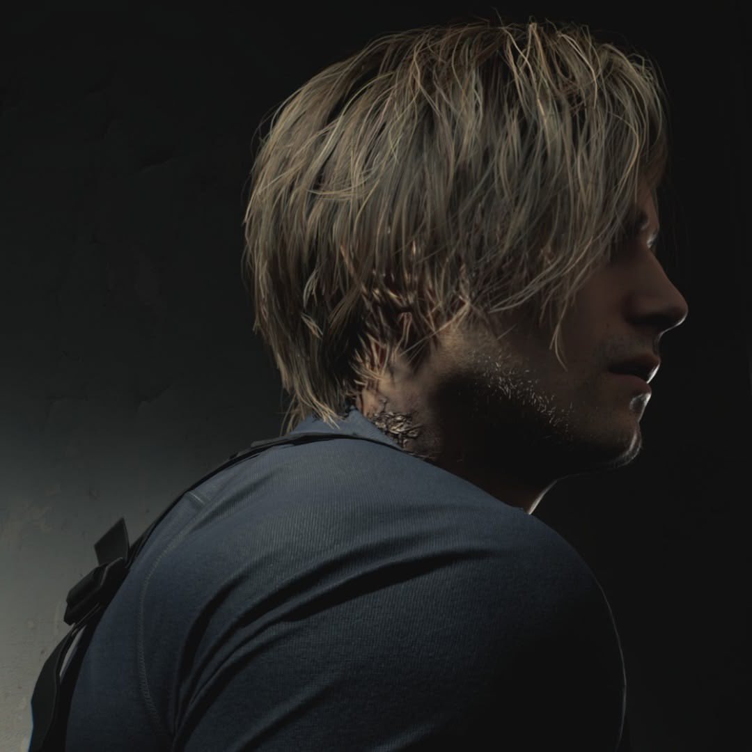 leonnkitten's tweet photo. leon's hair looks extral soft here. i wanna brush and play with his hair https://t.co/Ymf8wg4CjR