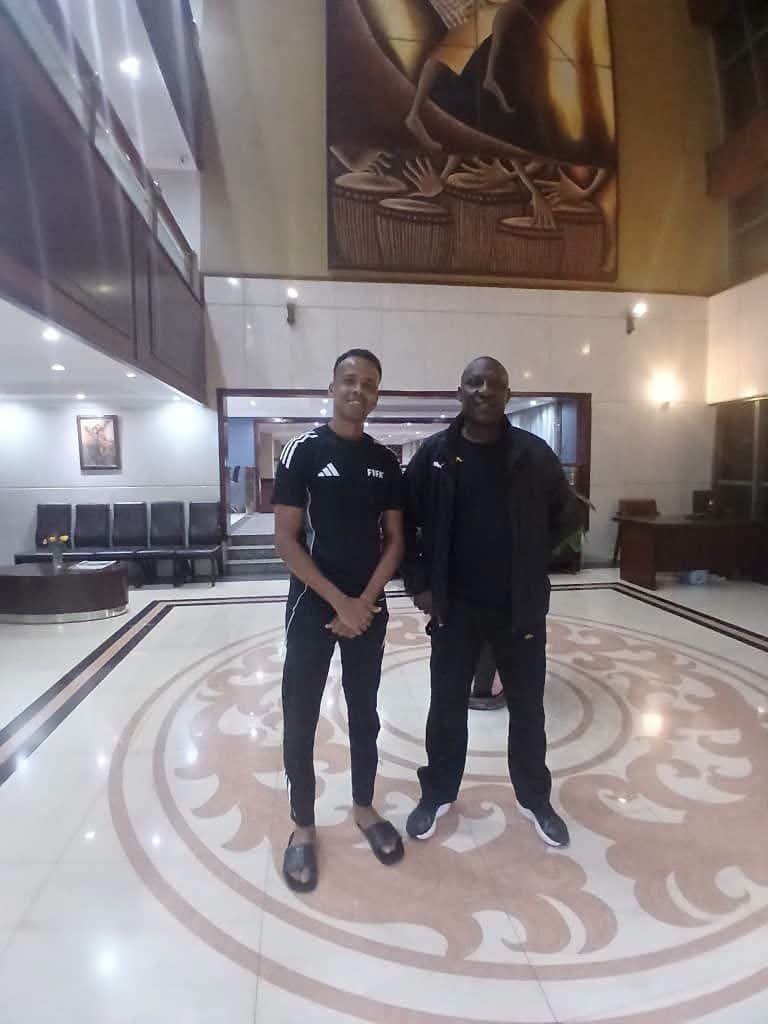 Okellodixon's tweet photo. From Vieira, Kanu, El Hadji Diouf, Salah, Emenike, Adebayor, Omar Africa's best ref,I have met them all.
#Teamnofitina https://t.co/7tVUbOh1WL