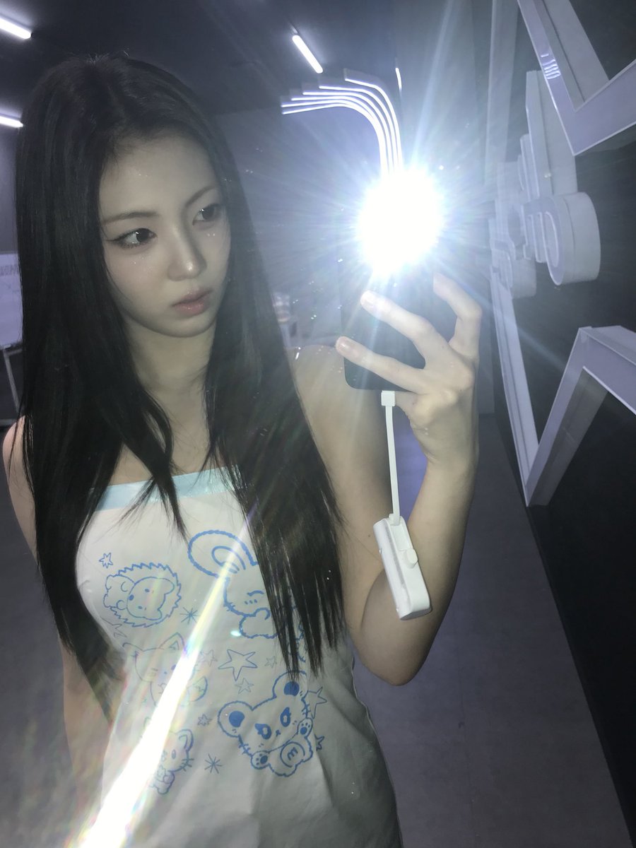ifeye_official's tweet photo. [👀 #real_eye]
#MEU #미유

💤🩵❄️ 

#ifeye #이프아이 https://t.co/psg7c8fcly