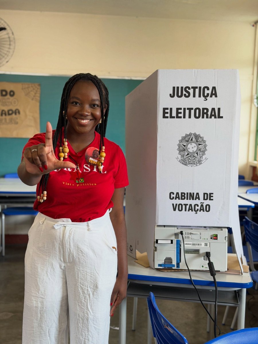 arc_maiana's tweet photo. O PT se renova, sim!
ANA ELISA NA CAMPANHA JÁ https://t.co/7EgtAITgae