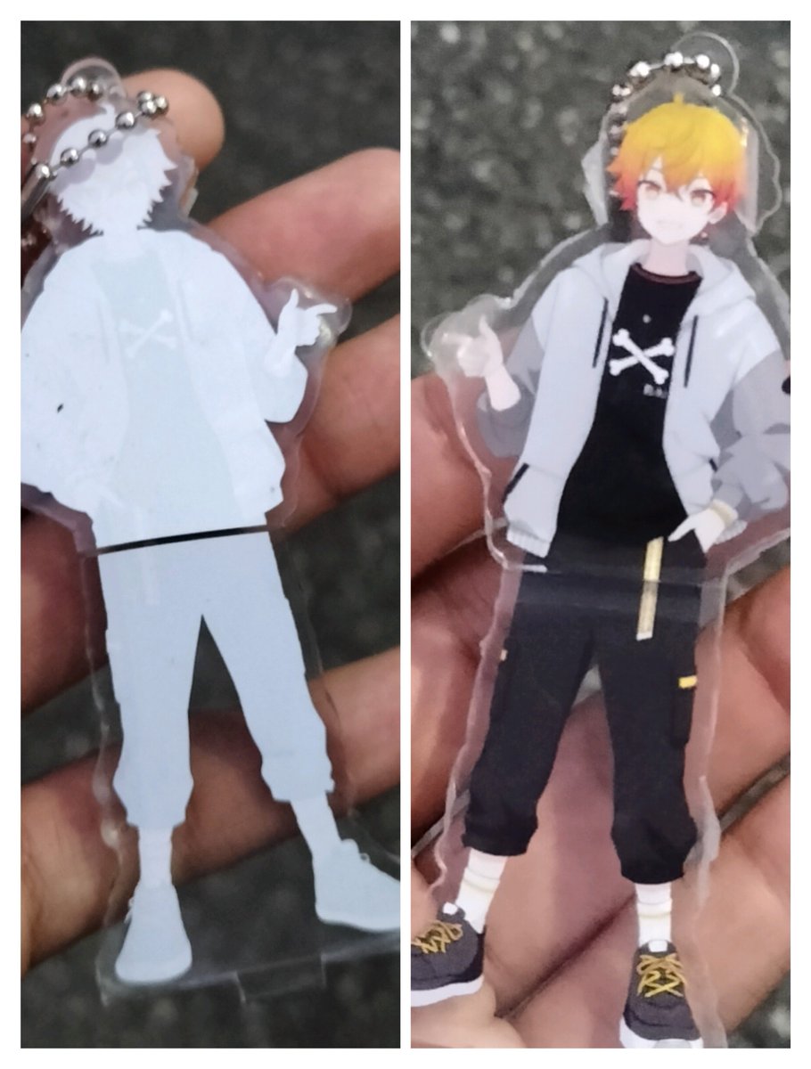 ef9_ow's tweet photo. アクリルスタンド割れたわ https://t.co/pbi6VRssZ1
