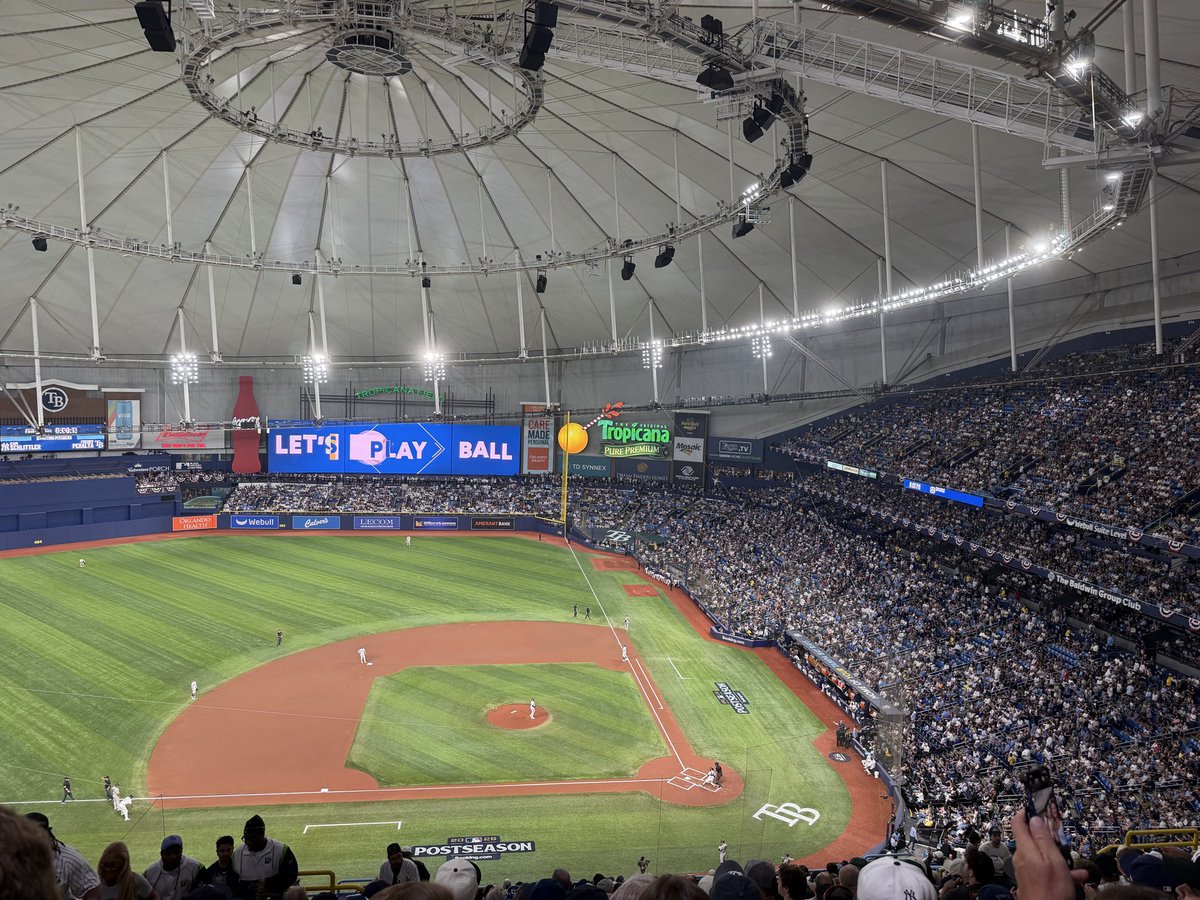 CaptainHobbs's tweet photo. @spideycfc Dude our Yankees man. Got back from the game but it was all Yankee fans. https://t.co/4NTtPuFJcP