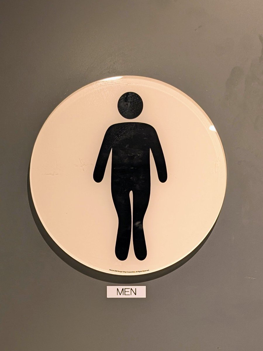 mochicco69's tweet photo. なんでバーガーキングのトイレマークは男も女もトイレがまんしてんねん🙄 https://t.co/uISu0N7mPa