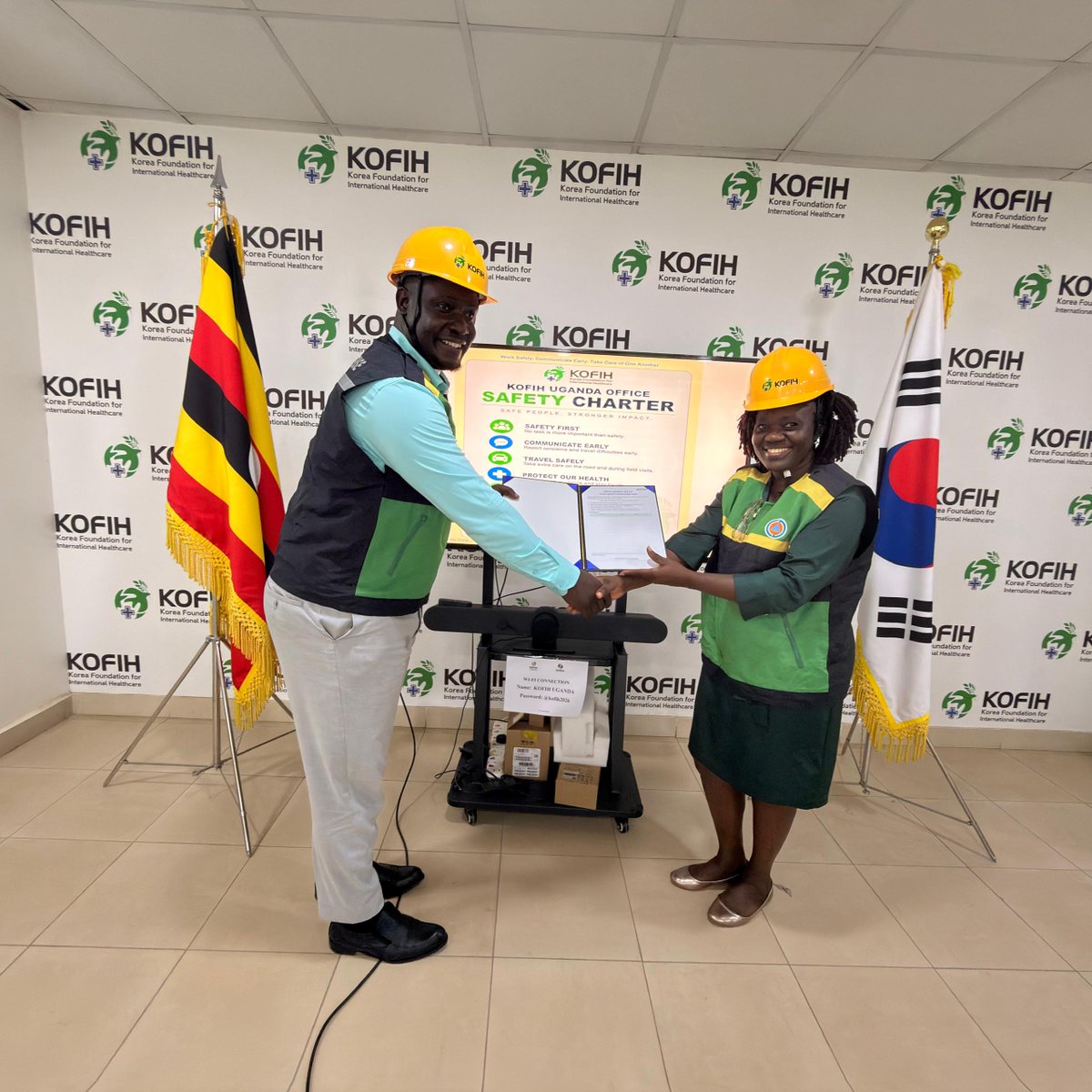 kofihuganda's tweet photo. The Safety Launch ceremony, as it happened.
@juwang_Baik @KavumaPrichard @WaiswaErisaSi @KaliisaRuth @achirosarah @gabrielssekito1 @nasherifah @KOFIHGhana @KoicaUganda @embassy_korea @PKofih 
 #SafetyFirst #WorkplaceSafety https://t.co/EZ5ixhK9ec