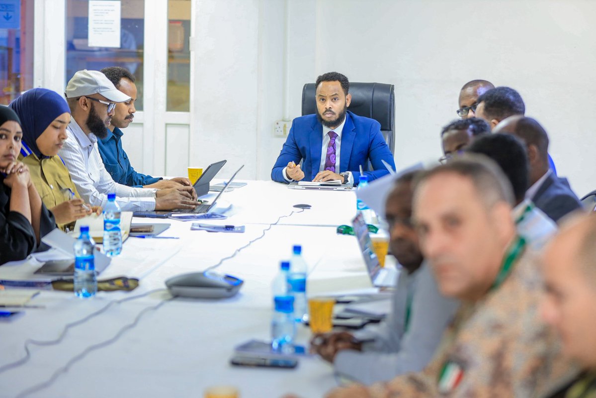 MoIFARSomalia's tweet photo. At today’s monthly Security and Stabilisation Community of Interest meeting, chaired by the Director General of the Ministry of Interior, Federal Affairs and Reconciliation, Abdulkadir Elmi Ali, government institutions and international partners reviewed developments across the security, stabilisation and humanitarian sectors.