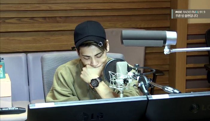 dailybluenight's tweet photo. 161007 https://t.co/Kl1tiS5V2d