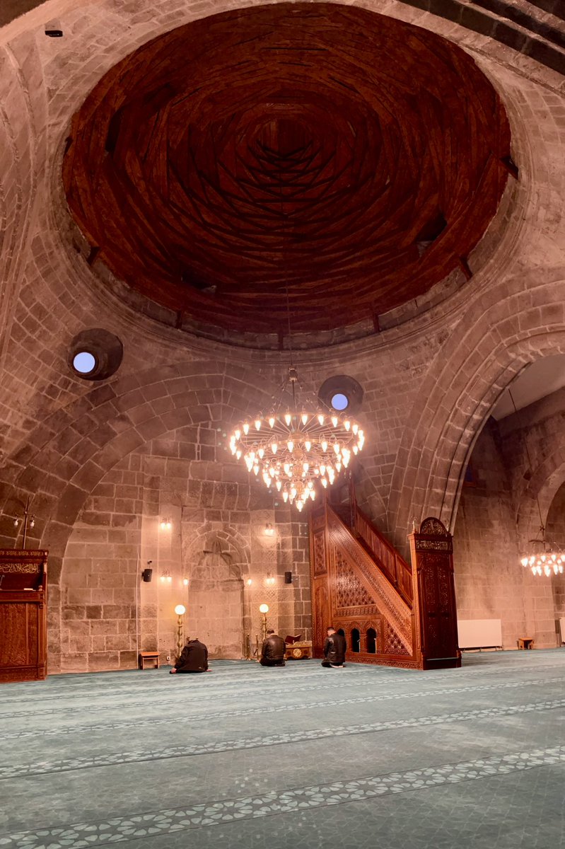 emiin_25's tweet photo. Kırlangıç Tavan 
📍Erzurum Ulu Camii https://t.co/ffFkEmw47b