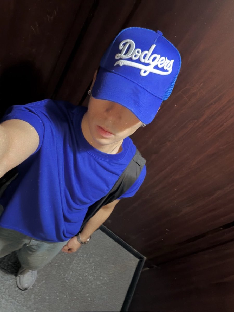 jmacsangil_23's tweet photo. recently.🧢⚡️

🛒 Shopee – https://t.co/DVPnNUnJ35 
🛒 Lazada – https://t.co/yo9mulFCGu 
🛒 TikTok Shop – https://t.co/GfyFH3cal7

#bilib #bilib_jmac #creamloops https://t.co/yNBr0lt4sW