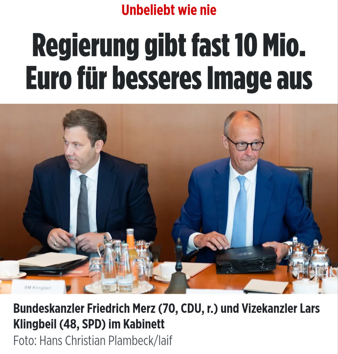 Raeubertochtah's tweet photo. Statt bessere Politik zu machen, muss der Steuerzahler nun auch noch dafür zahlen, dass das Versagen der Regierung hübscher aussieht.

Es gibt Dinge, die kann man nicht kaufen. Dazu gehört Vertrauen. Da nützt auch eine PR-Kampagne nichts, die uns vergessen machen soll, warum wir das Vertrauen verloren haben. 

Auf so eine Dreistigkeit muss man erst mal kommen.
