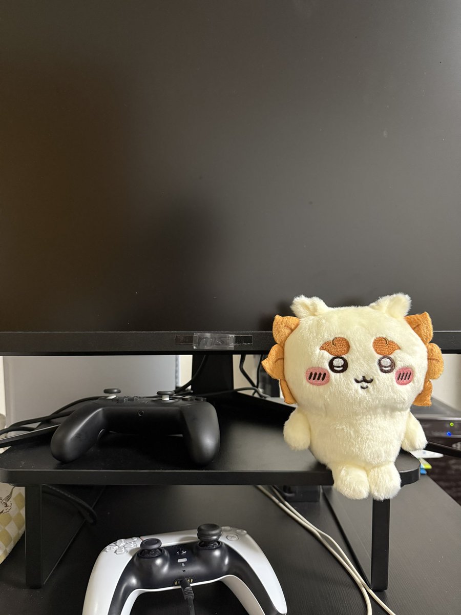 ame_gh1925's tweet photo. レイクタウン行ってみたらいい感じのシーサー買えた！！！！！ https://t.co/dquVd3QcaY