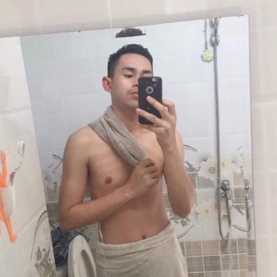 Renkh99's tweet photo. #NewProfilePic https://t.co/eZ9aJHlUIf
