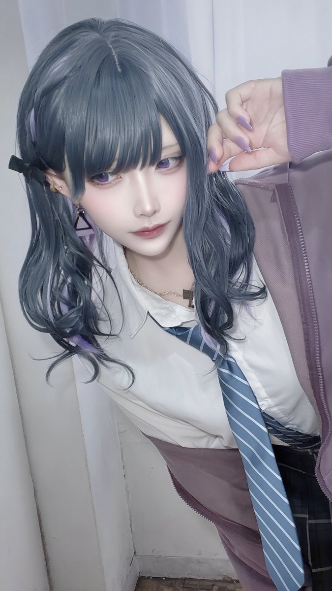mikuraaaa's tweet photo. 🖤💜🫧cos https://t.co/lew1wMMbM9