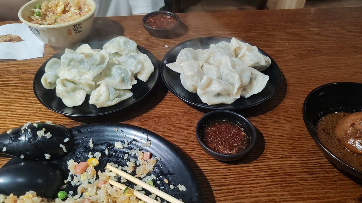 Congzou169's tweet photo. 饺子饺子饺饺子 https://t.co/7k9fF7yIOE
