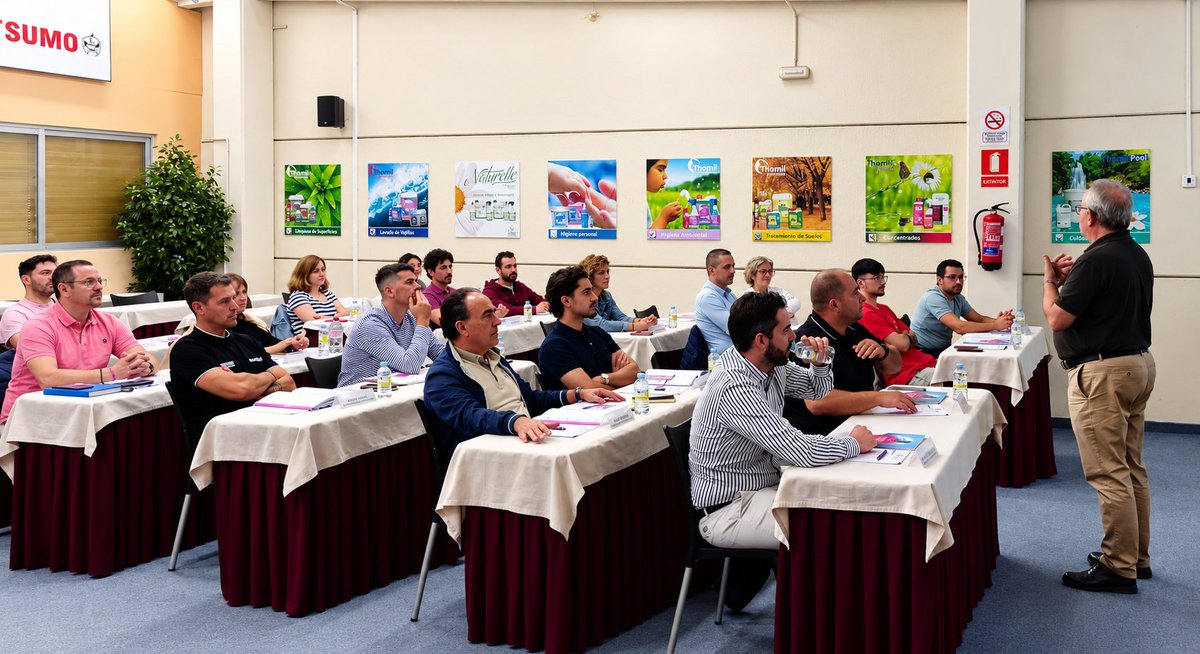 ThomilPro's tweet photo. ¡Comenzamo un nuevo curso de #Lavandería! Tenemos por delante 4 interesantes jornadas de #formación en la que compartiremos conocimientos, soluciones y buenas prácticas para seguir avanzando hacia una #LavanderíaProfesional más eficiente, segura y de calidad.
¡Arrancamos! #Thomil https://t.co/oYDqvVA8vI