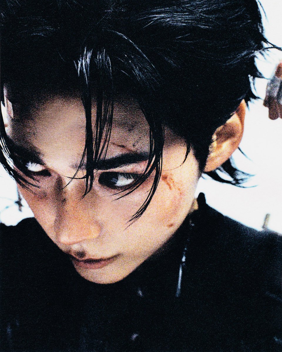 sunghanbin_twt's tweet photo. SUNGHANBIN 1st EP [DEAD:ALIVE]
CONCEPT PHOTO 3

🌹 Luminous Ver.
2026.10.12 (MON) 6PM (KST)

#성한빈 #SUNGHANBIN
#DEAD_ALIVE #UNDEAD