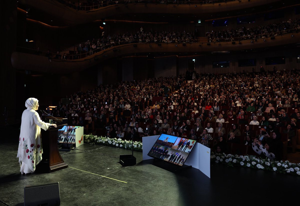 trpresidency's tweet photo. First Lady Erdoğan attends GİF’s 2027 season opening https://t.co/x4fCsRTkyl https://t.co/y5Eur1DTpR
