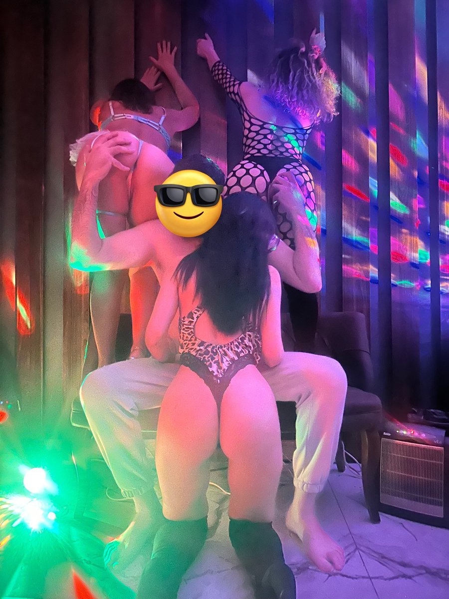 Cuckoldxturkiy's tweet photo. İstanbul dan evli çiftimiz her türlü fantaziye açığız diye gönderdi arkadaşlar buyrun sizindir 💗💗💗💗 https://t.co/kQ9cSo0F9W