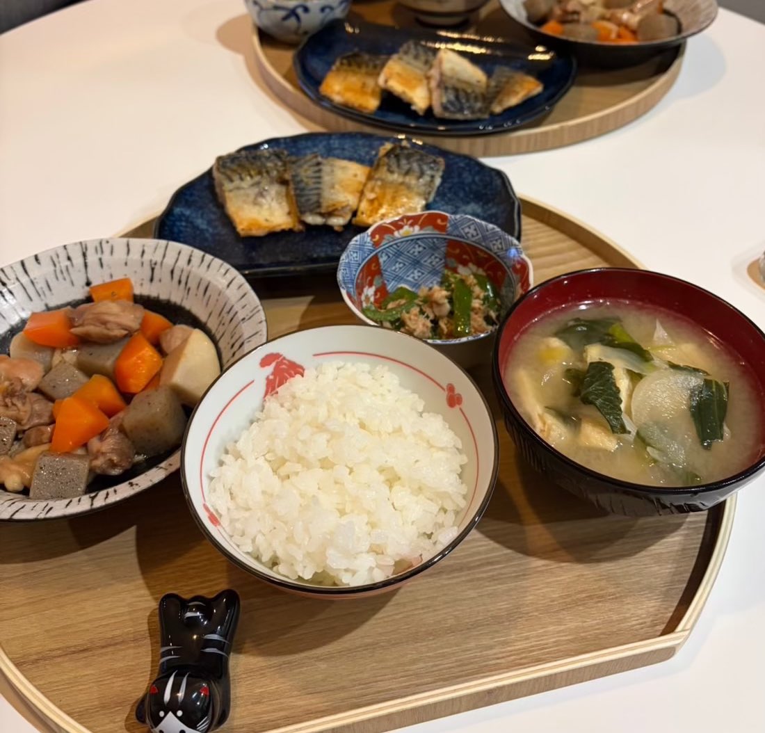 umm___nnn's tweet photo. お皿揃えるハードル高い人！
まず騙されたと思ってお盆買って欲しい…！

美味しそう&amp;映える！！ https://t.co/3WJNkWuEg8