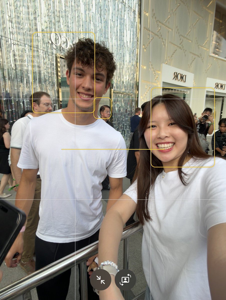 forzasempres's tweet photo. i told him i’ve been a really big fan since 2024 and he told me “thank you for the support” OH MY GOD 😭❤️😭❤️ AN ABSOLUTE DREAM https://t.co/rwdgtcE6rT
