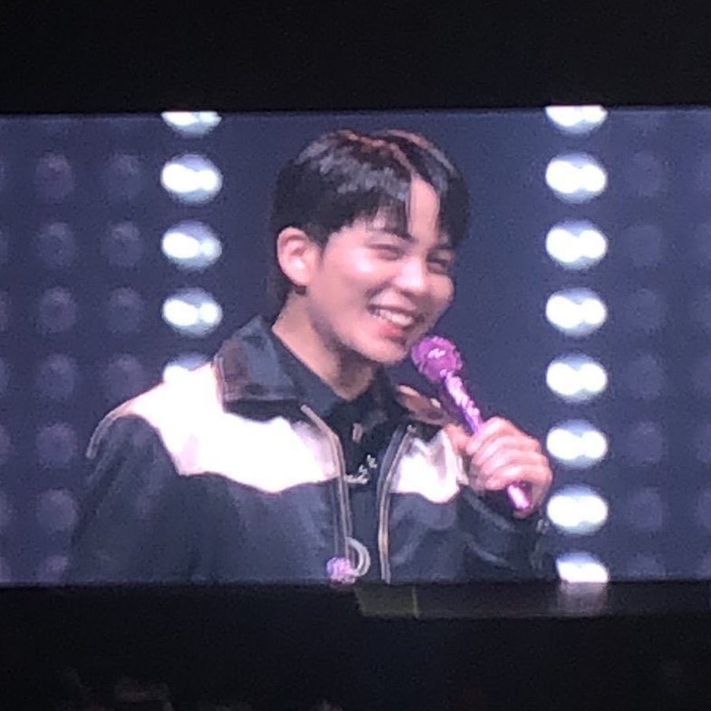 KHJBASE's tweet photo. jongho smile on the big screens 🥹 https://t.co/t6ENZjmeRB
