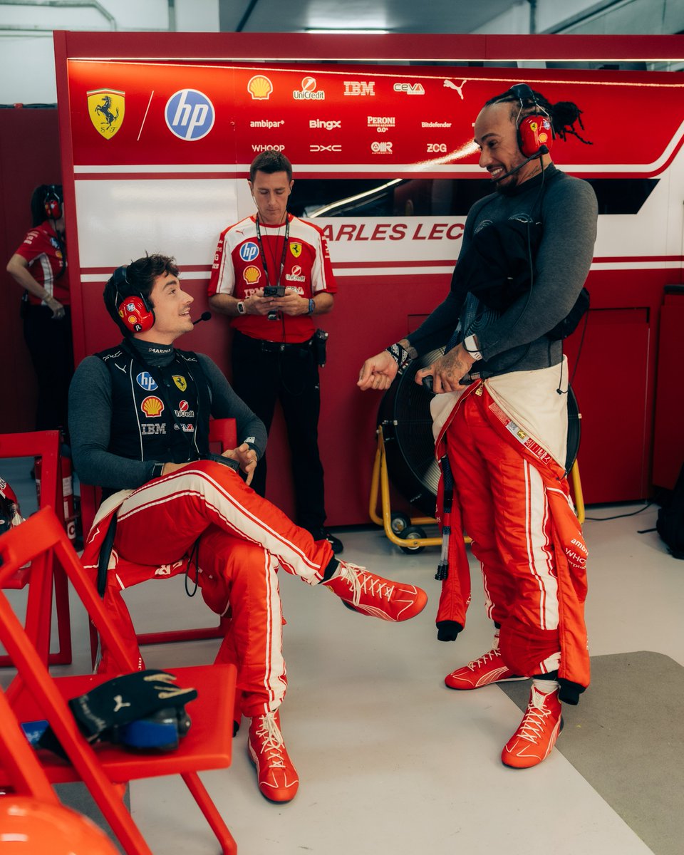 ScuderiaFerrari's tweet photo. Waiting out the rain delay together ☔️🗣️ https://t.co/IDkxgEETiY