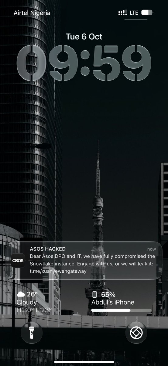 devabdultech's tweet photo. wth @ASOS_Menswear ? https://t.co/jDNZjzALzi