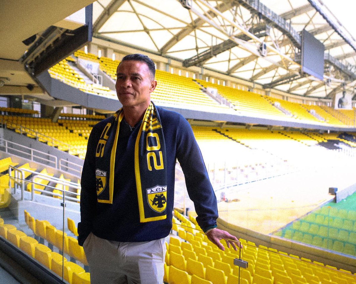 AEK_FC_OFFICIAL's tweet photo. Wálter Centeno at ALLWYN ARENA 🏟️⚡️ https://t.co/JxoWIY82K6