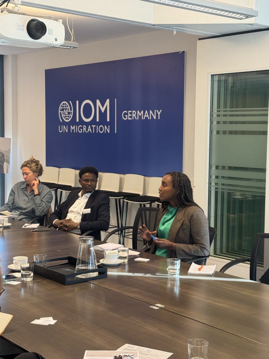 BerghofFnd's tweet photo. At our #BCSC2026 side event with @iom_somalia 
&amp; @SIPRIorg, we explored lessons from Jowhar, #Somalia, bringing together #ConflictTransformation, climate adaptation, environmental restoration &amp; resilient infrastructure.

🔑: Peacebuilding &amp; climate resilience are interconnected. https://t.co/afwPv6o8lu