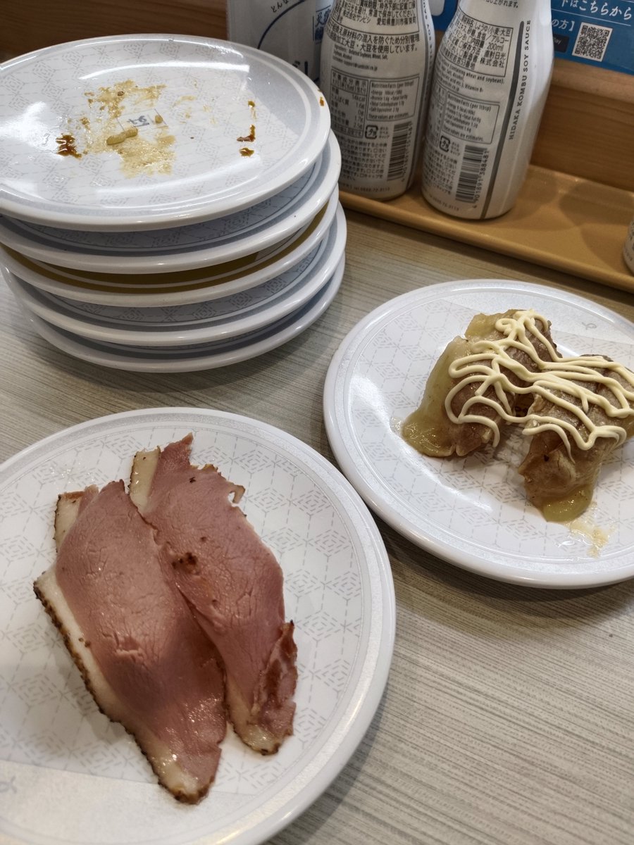 aintseriouse's tweet photo. 🍣🥢 https://t.co/ctLzQzCor2