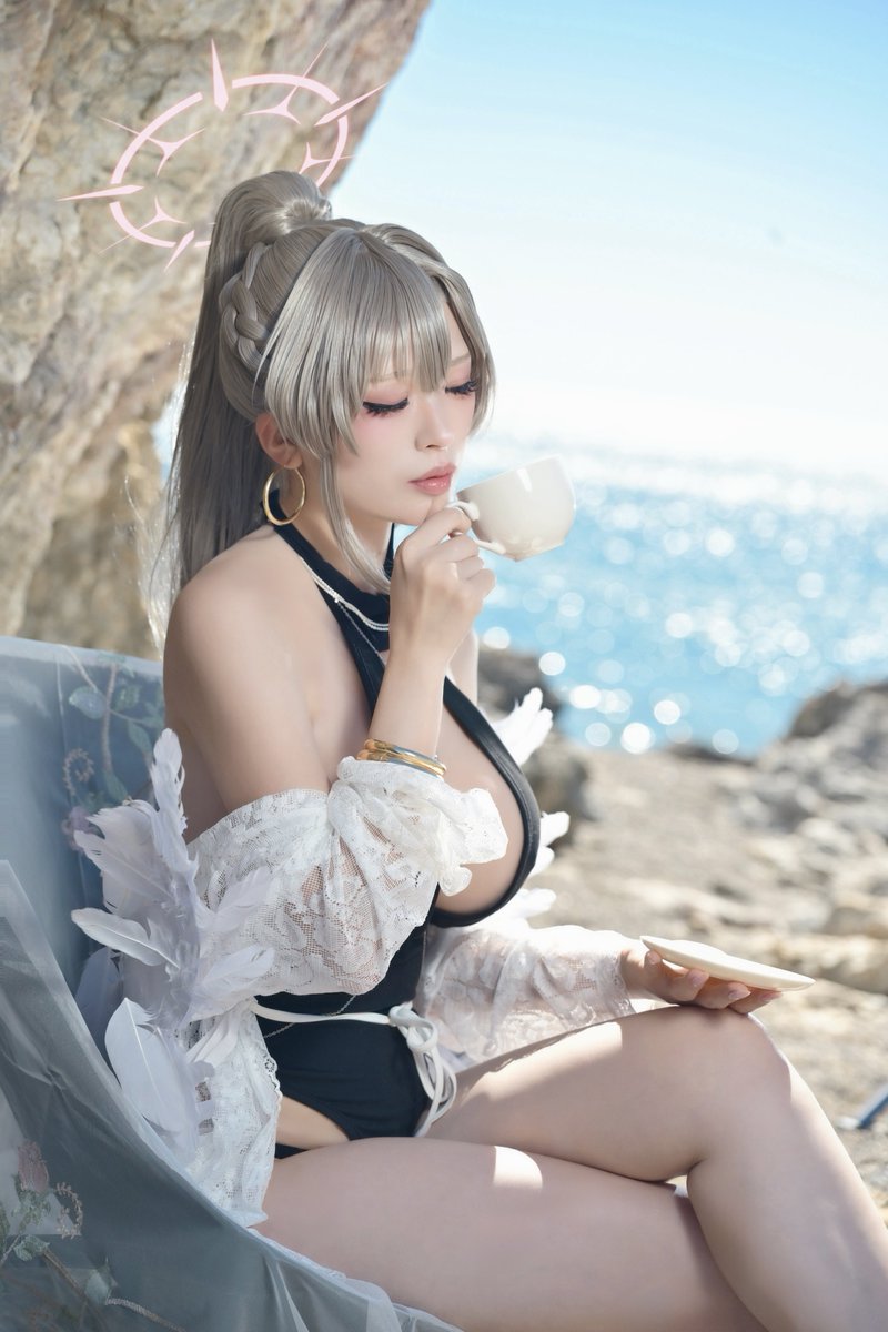 kureha0201's tweet photo. ブルーアーカイブ

☕️🪽

photo.shi-ba.

#ブルアカ
#BlueArchiveCosplay https://t.co/VZ1hFElYnV