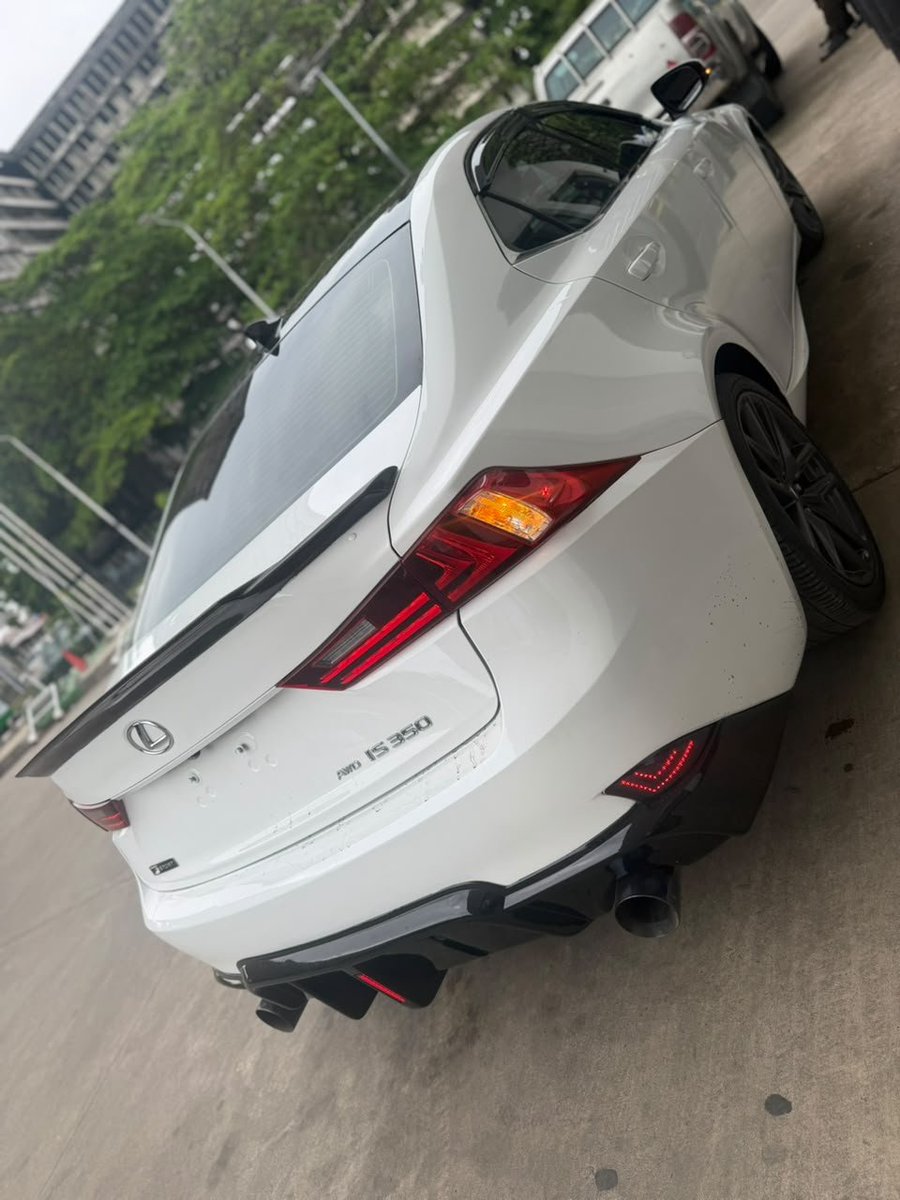 OBAsAutoConnect's tweet photo. 🚨 QUICK DEAL ‼️ 2015 Lexus IS350 F Sport 🇺🇸

Tokunbo | August 2026 entry | Accident-free | Full option | Parking assist | Buy &amp; drive 💯

📍 Ikoyi | ₦20M
📲 WhatsApp: 07042210619

#LexusIS350 #OBAsAutoConnect https://t.co/i6lHwsh1oA