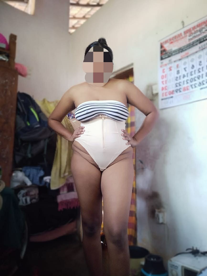 CoupleSwapAS's tweet photo. #coupleswap #desi #bhabi #mms #leak https://t.co/am7MAzd6vf