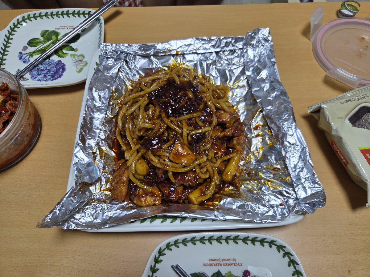 aengdu_jadu's tweet photo. 쯰끤 https://t.co/aarMdAGWOu