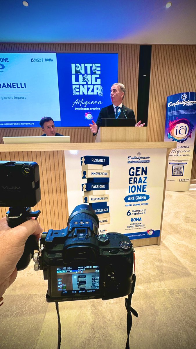 DPbox's tweet photo. Riprese interviste e montaggio alla Convention #Giovani #Imprenditori 2026 della Confartigianato Imprese - GENERAZIONE ARTIGIANA - #valore #visioni #futuro #restanza #innovazione #passione #responsabilita #eccellenza #comunità #dpbox @jakubjz420 https://t.co/Jf53zQz9hp