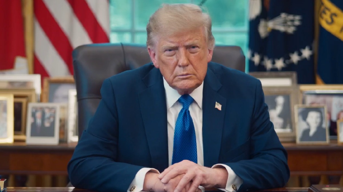 SaptashwaTV's tweet photo. Trump Shifts Patriotic Ad Costs To MAGA Inc. After Taxpayer Criticism

https://t.co/xgSmW5HfqJ

#DonaldTrump #Trump #MAGA #MAGAInc #USPolitics #TrumpAdministration #PoliticalAds #TaxpayerMoney #USA https://t.co/wTzBTPIZI2