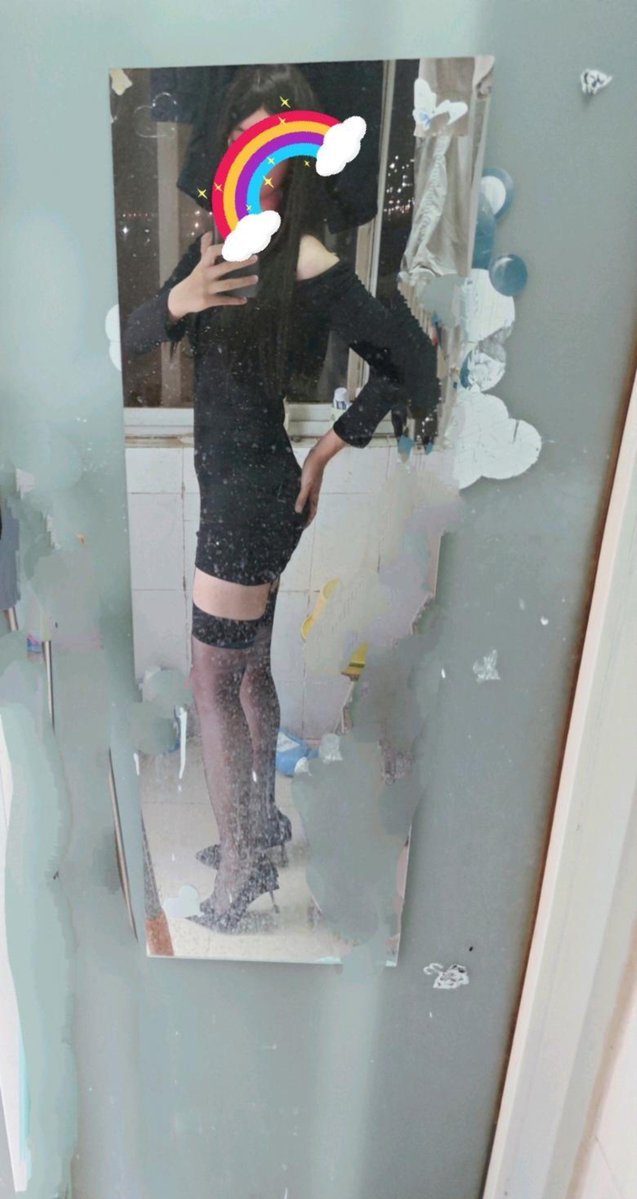 LinaaFemboy's tweet photo. 21了还是萧楚南，不想当🔮师 #男娘 #伪娘 #雌堕 #femboy https://t.co/2se0x5OQE2