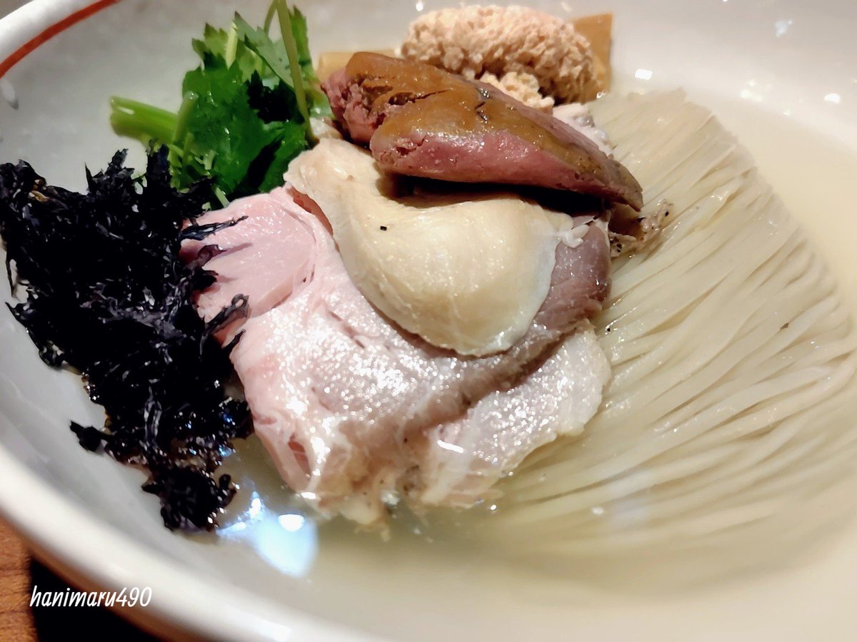 hanimaru490's tweet photo. 寿製麺よしかわ 川越店
 
《限定》
真鯛と宍道湖シジミの昆布水アオサつけそば
和え玉
 
鯛の真子、鯛の肝が乗った
極上の限定に舌鼓⤴️
ご馳走さまでした🙏
 
#寿製麺よしかわ
#川越市 https://t.co/NEEHyrMocM