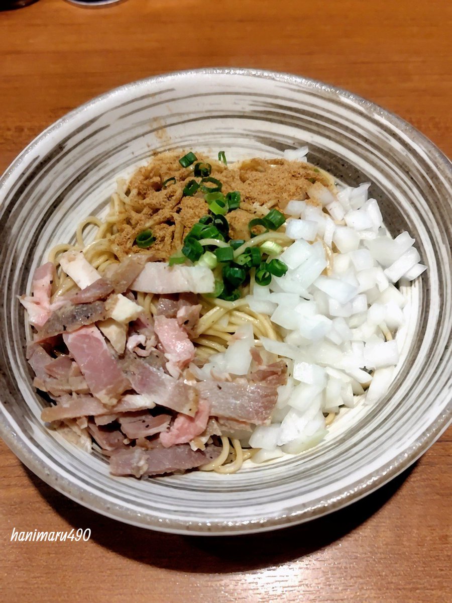 hanimaru490's tweet photo. 寿製麺よしかわ 川越店
 
《限定》
真鯛と宍道湖シジミの昆布水アオサつけそば
和え玉
 
鯛の真子、鯛の肝が乗った
極上の限定に舌鼓⤴️
ご馳走さまでした🙏
 
#寿製麺よしかわ
#川越市 https://t.co/NEEHyrMocM