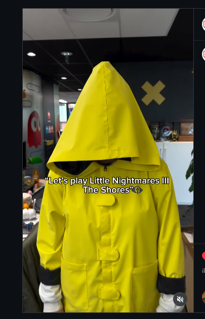 Gaboul69's tweet photo. Just saw that on the official account of @BandaiNamcoEU on Instagram, is an official Six coat coming soon on the shop ?? 👀
Or maybe just a LN team / dev team clothes like they already did, still intriguing tho...

Post link :
https://t.co/PQMtOtDZA9

#LittleNightmares https://t.co/gLuHR1nQ9W