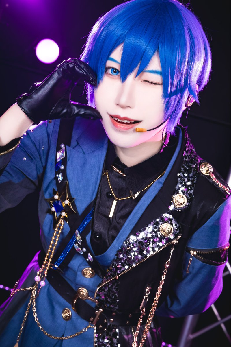 katsu_sce's tweet photo. 【Cosplay】

 💙✨

photo:コシヒカルさん
#0524融合プラス作曲p
 #prsk_cos https://t.co/779diGQdVr
