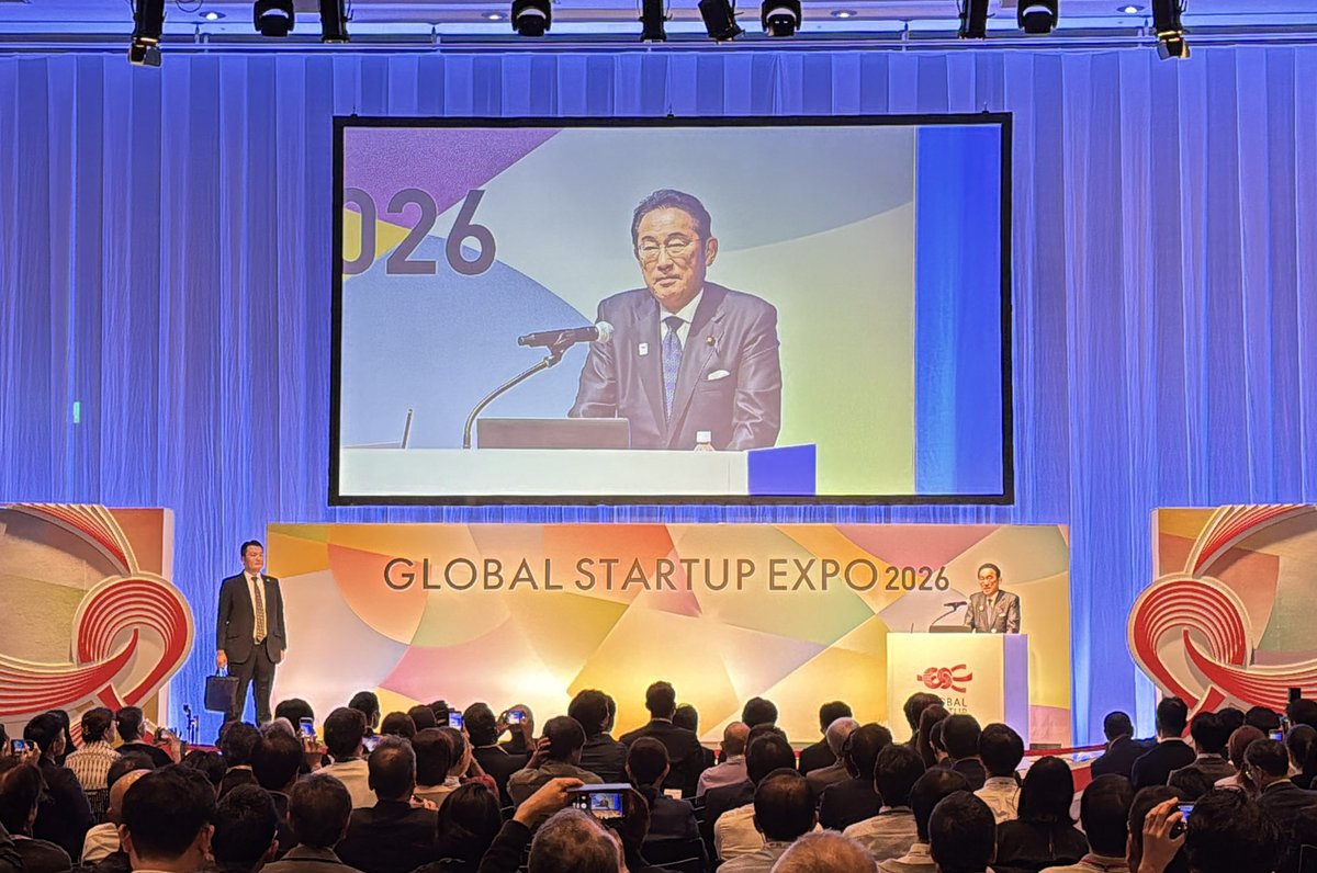 kishida230's tweet photo. 大阪万博のレガシーを引き継ぐイベント「Global Startup EXPO 2026」で基調講演を行いました。

2022年を「スタートアップ創出元年」と位置付け、成長と分配の好循環の中でも特に力を入れたスタートアップ政策は、今では成長戦略の柱であり、企業数も2021年の1万6千社から2万7千社まで増加しました。 https://t.co/mqluH74vBl