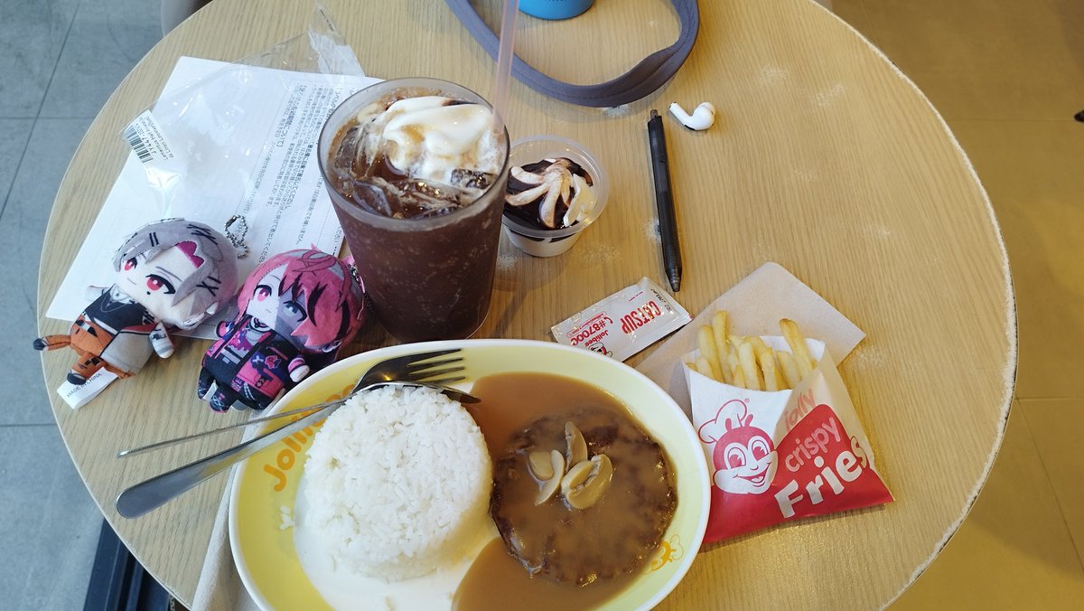 rosella0214's tweet photo. I went through so much for you Paperon, you better behave with me 🥲
(clutched clocking out work earlier to go back home to get this package from post office, almost didn't make it, I hate PH traffic 🥹)
#Paperon https://t.co/XJUDwFsdy3