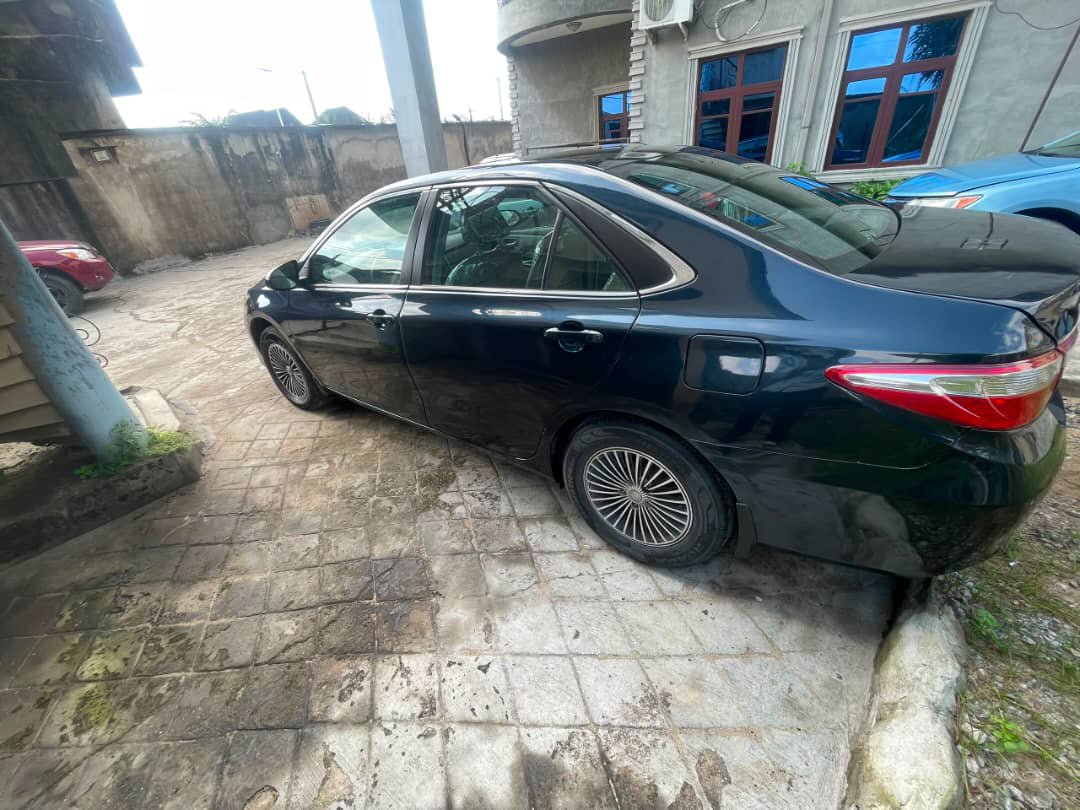 hillsdavid04's tweet photo. Good deal
Registered 
2016 Toyota Camry LE

2020 on custom 
Untouched engine 
Gear 💯 
AC 🥶 
100k milage 
Well maintained 
Buy and drive 

Price: 10.5m
Settlement: 200k
📍Mainland, Lagos. https://t.co/nUOy0PhLPJ